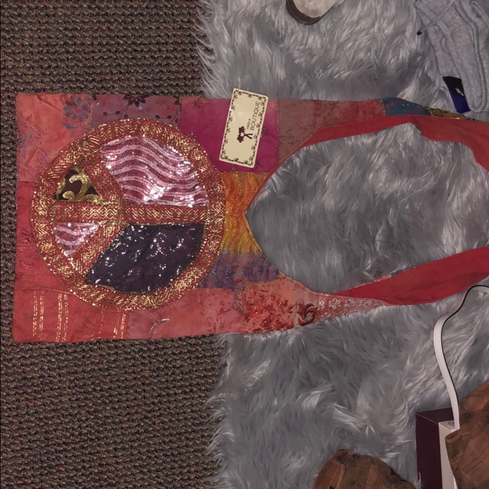 SHOULDER BAG